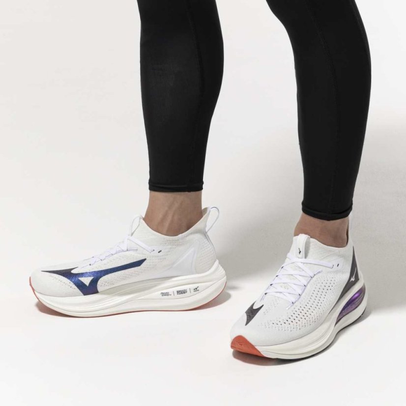 Silniční běžecká obuv Mizuno MIZUNO NEO VISTA 2(M) - Velikost: EUR 39